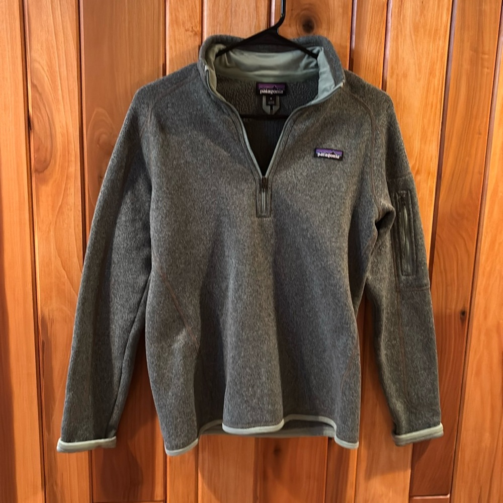 Patagonia Quarter Zip sweater